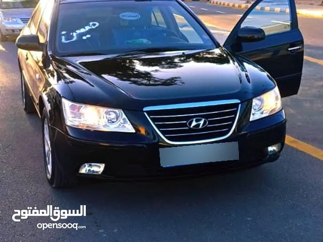 Used Hyundai Sonata in Tripoli