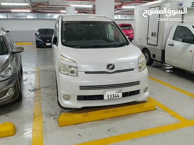 Used Toyota Voxy in Mecca