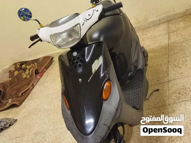 دراجة 9 زروف ياماها ياباني جديد ونظيفة استخدام شخصي ومكينة بلادية ومامتعوبة والمكينة ما مفتوحه