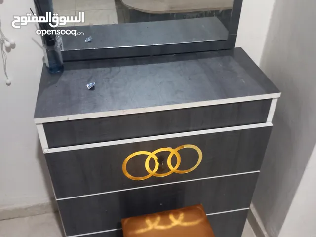 غرفة نوم خشب لامينت للبيع