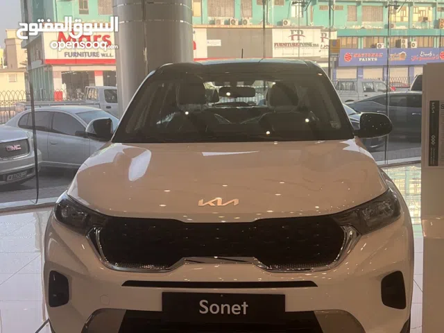 Kia Sonet 2024 - fully maintained from Kia Showroom 36000 KM run Family car