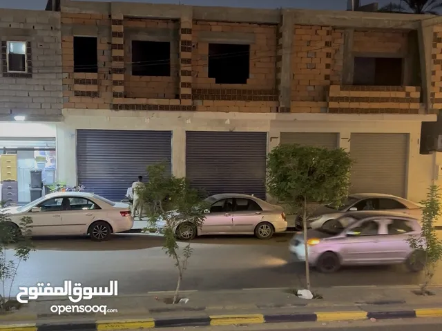 صالة وشقة للإيجار التجاري الحشان سوق الجمعة ( إقرأ الوصف )