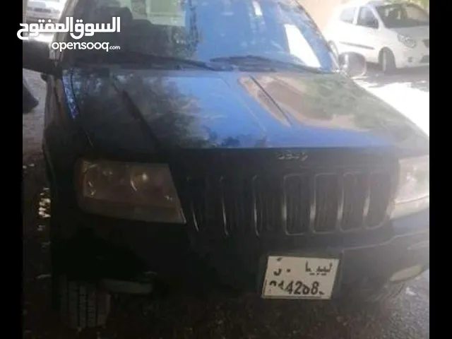 Jeep Grand Cherokee 2002 in Tripoli