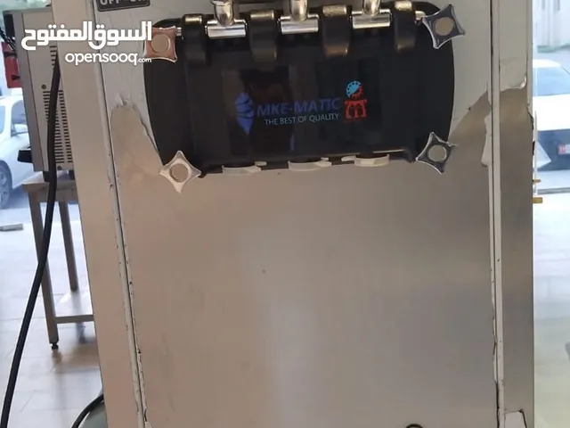 عدد 2 مكائن آيس كريم ( 2 ice cream machines )