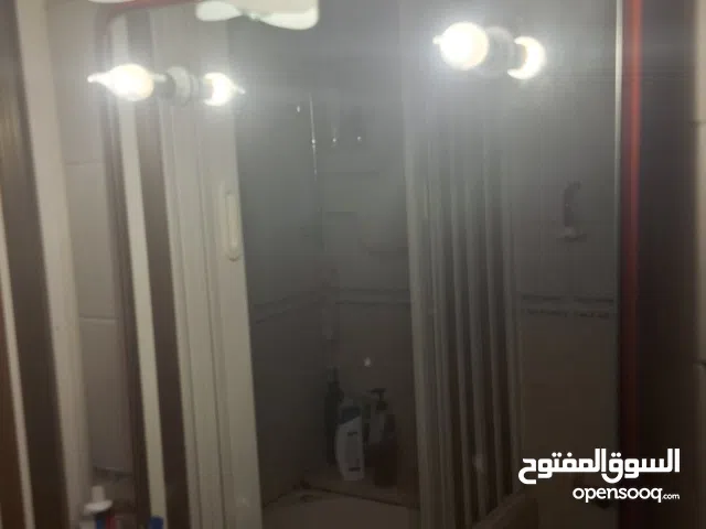 طقم حمام مراي فاخر (جديد) مع علاقات وسيكوريت