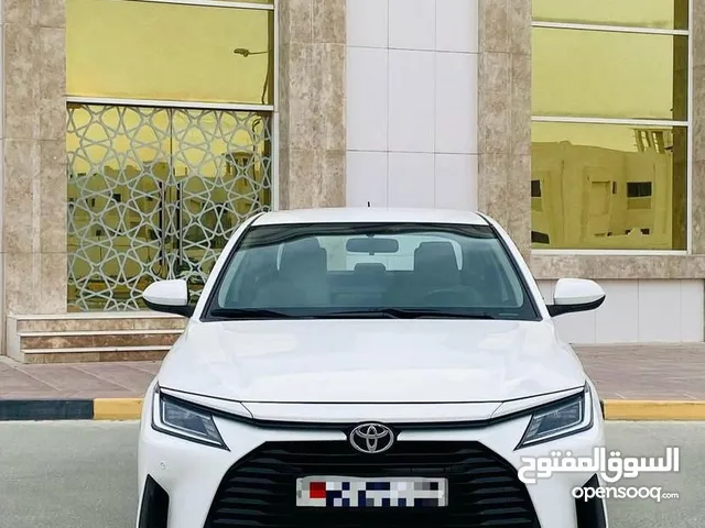 TOYOTA YARIS 1.5 2024 WHITE