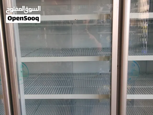 ثلاجة كبيرة للبيع