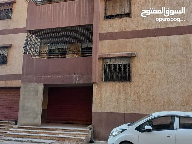 200 m2 3 Bedrooms Apartments for Sale in Benghazi Masr St