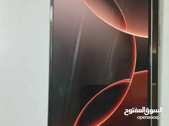 Apple iPad 1 TB in Rabat