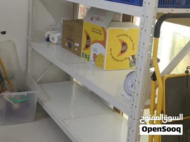 شلف كبير للبيع