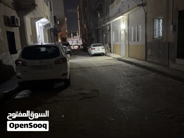 منزل لبيع في ادريبي قريب الي طريق الرئسي