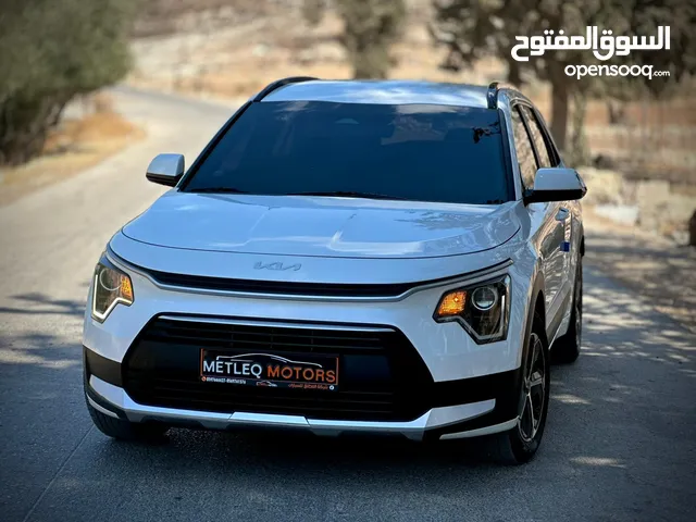 كيا نيرو 2022.. فل عدا فتحه .بنزين وكهريا .ماتور 1600 .مش منمر .مستورد