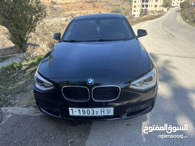 سيارة بي ام دبليو المانية من طراز BMW 116i موديل 2016 وترخيص 2015 للبيع المستعجل بسبب التجديد