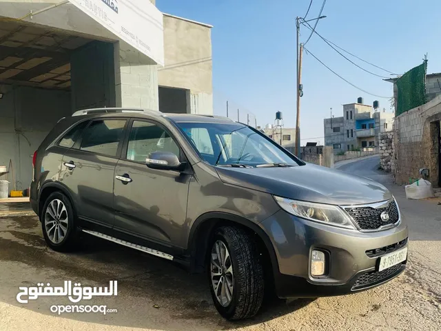 سورينتو ترخيص 13 فحص ولا غرام بويا  ديزل 2200 سبع ركاب