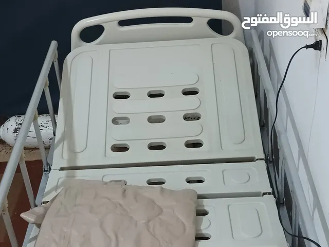 سرير طبي كهربائي أمريكي مع المجموعة كاملة فقط 550 دينار