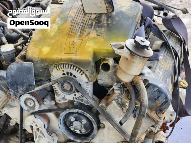مكينة جير لينكولن لينكيلون ماركيز 8 سلندر 2004 كمبريسر وكامل اغراض