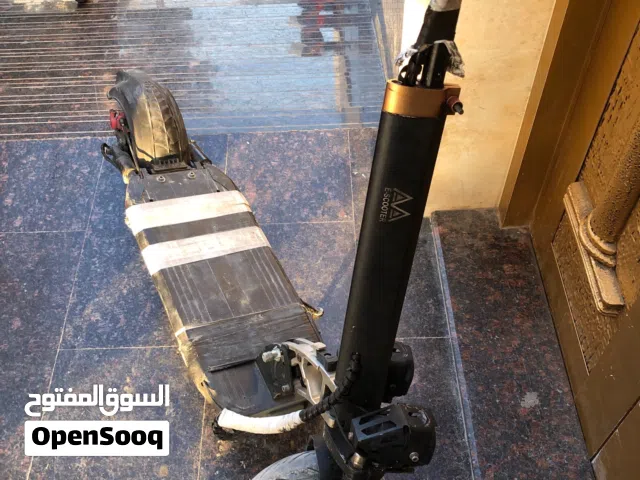 للبيع سيكلين و سكوتر حط سعرك و اذا عيبني شلهم