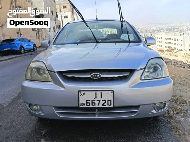 2004, كيا, ريو, Standard