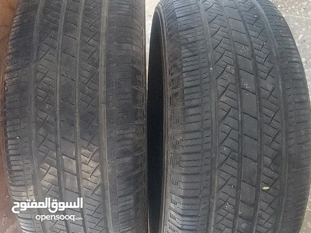 2 كفرات 18 60 265 اخت الجديده مستعمل خفيف لان موتري سنتافي وهذه عاليه رقمي واتساب فقط