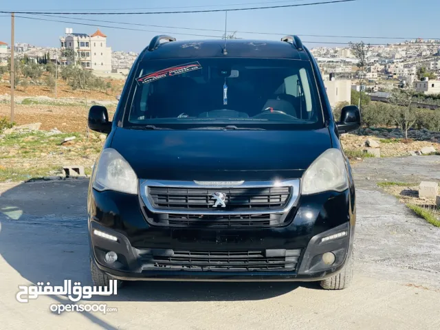 بيجو بارتنر 2015 ديزل متور 1600 ديزل جير عادي