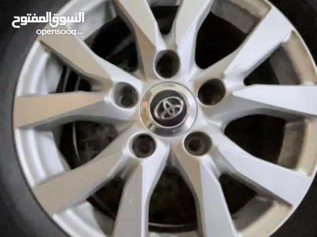 للبيع 4 رنقات تويوتا لاندكروزر