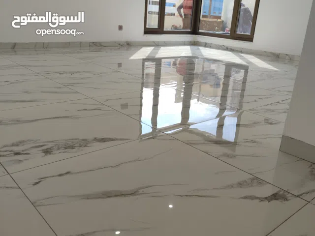 مقاول وکادر تنظیف مجامع سکنی وتنسیق عمال بناء