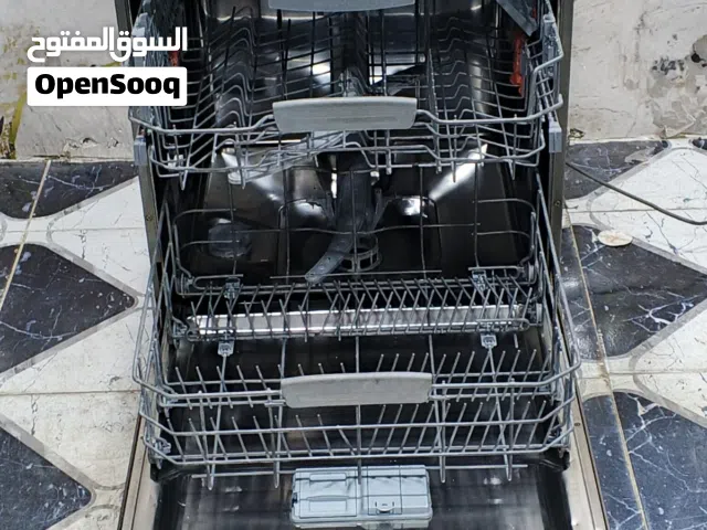 جلاي ارستون ايطالي حديثه
