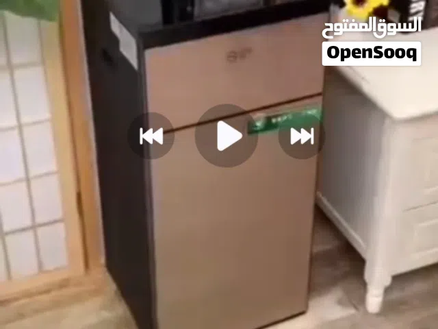 موزع ماء ذكي وكورنر قهوة كهربائي