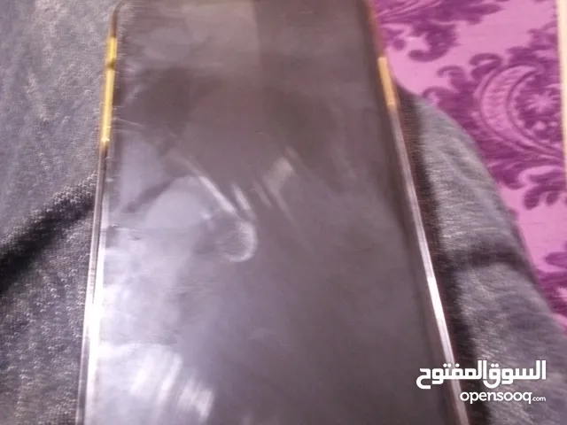 ايفون x بدو شاشه مكسوره