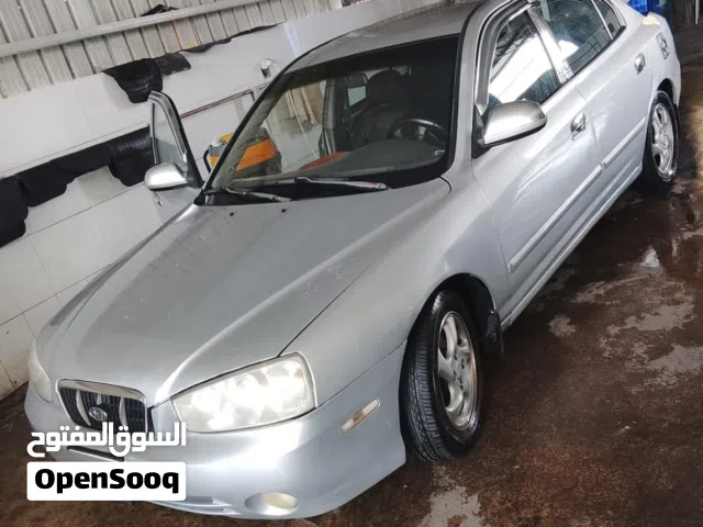 2002 هيونداي افانتي