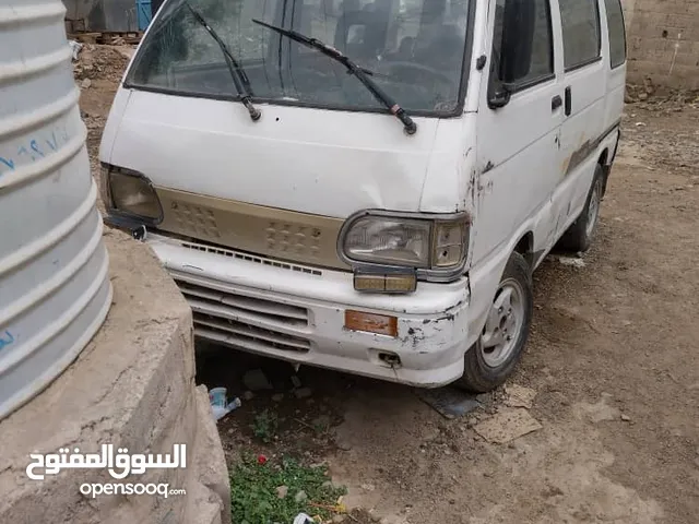 باص توتر غاز وكالة جنوط وفتحة سقف نظيف جداً