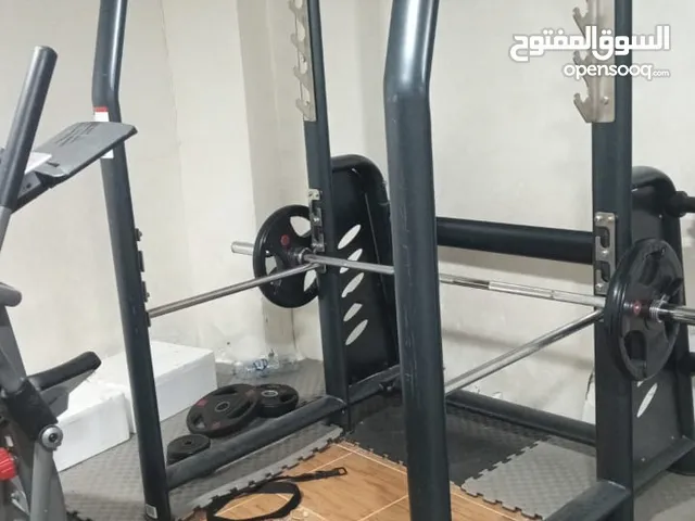 جهاز السميث (Smith Machine)