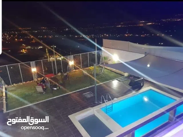 شاليه مميز للبيع او للبدل بشقه او ارض