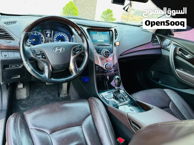 2012 Hyundai Azera Standard
