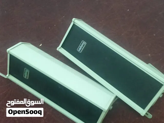 سماعات وجهاز صوت ومراوح سقف