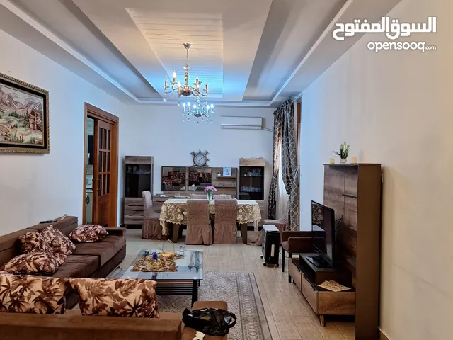 500 m2 More than 6 bedrooms Villa for Rent in Tripoli Al-Sabaa