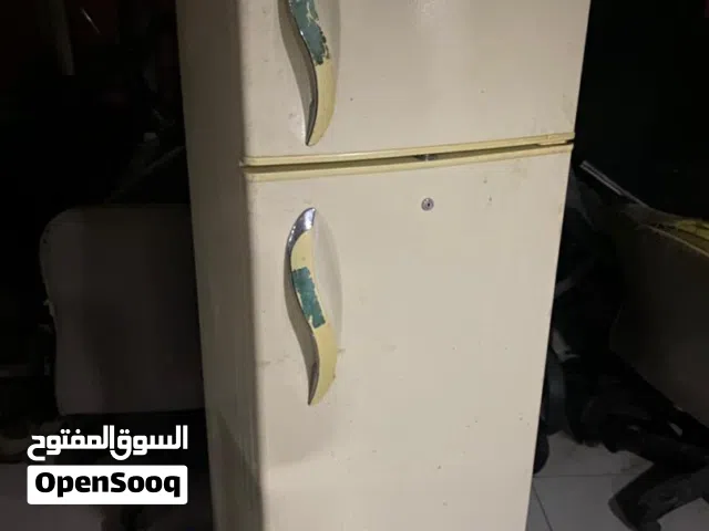 ثلاجه مطبخ مستخدم نضيف شغاله قرعه للبيع