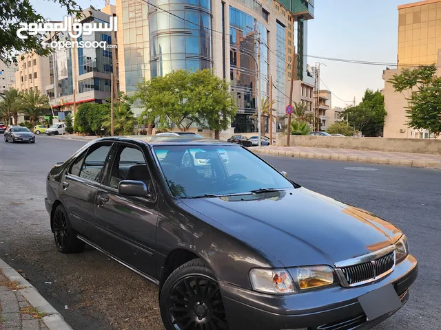 Used Nissan Sunny in Amman