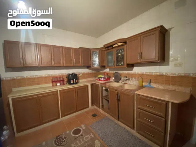 دولا مطبخ للبيع مع رخام