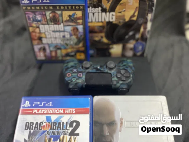 ps4 للبيع جهازين و 6 اشرطة