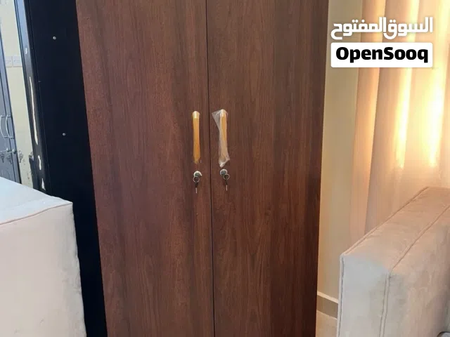 كبتات شبه جديده حلوه ونظيفه