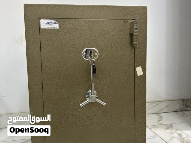 خزنة نقود بزوز مفاتيح