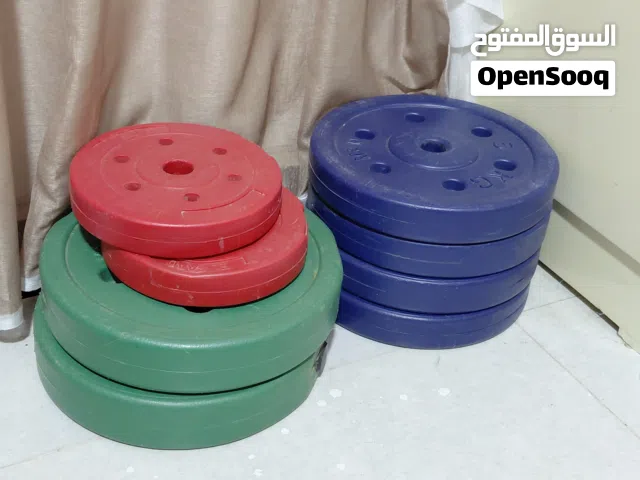 ادوات جيم  استعمال خفيف ادوات جيم. استعمال خفيف  عباره عن 6طرات في 5 كيلو 4طرات في 2،5 كيلو  4طرات ف