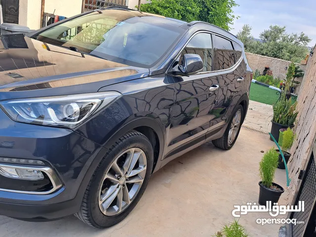Used Hyundai Santa Fe in Qalqilya