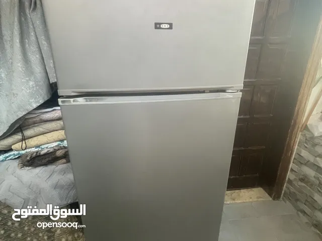 تلاجة بحالة ممتازة