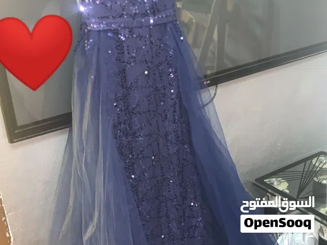 فستان سهرة سواريه جديد ولا لابسة