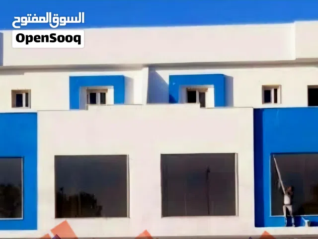 صالة دور أول مساحتها 230م2 للايجار