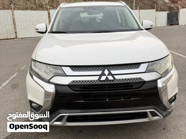 2019, Mitsubishi, Outlander, GLS
