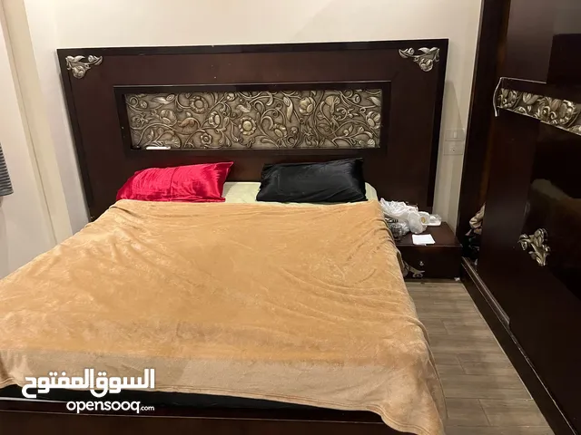 بدور على سكن غرفة مستقلة بحمام للايجار