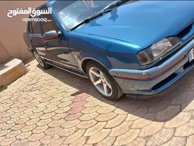 رينو رينبو 2000